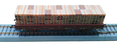 In der Spur TT-PAL-300 - TT - Palettenstapel 300 Paletten mit montierten Zurrbändern